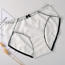 Lace physiological pants