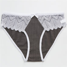 Low waist girlie lace panty breathable pink