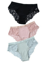 3-Piece Set Of Cotton Lace Ladies Underwear