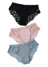 3-Piece Set Of Cotton Lace Ladies Underwear