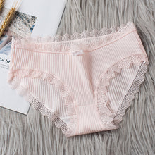 Breathable mid-rise girls briefs