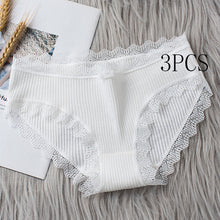 Breathable mid-rise girls briefs