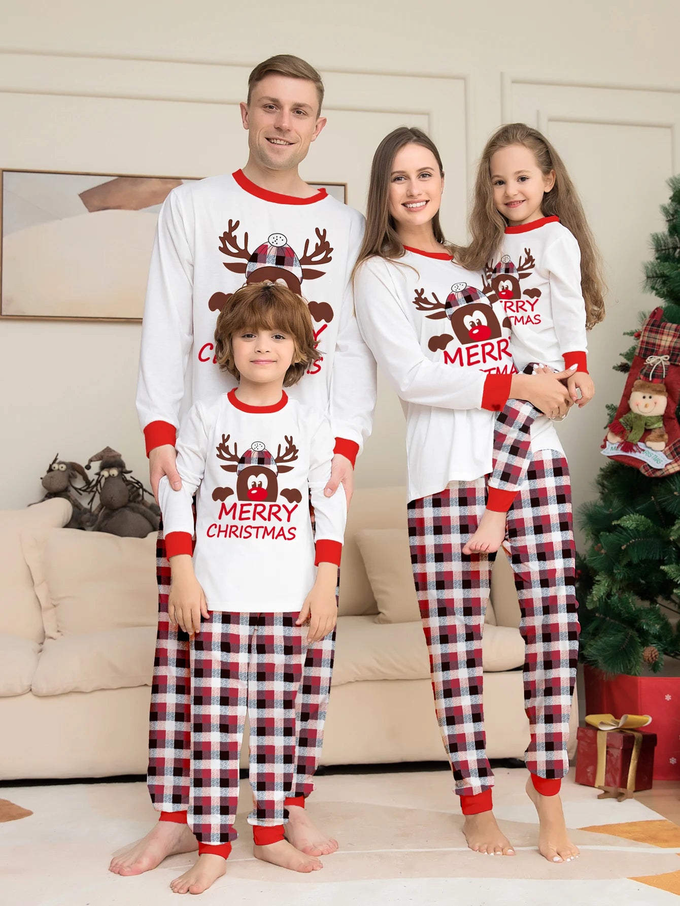 2024 Winter Couples Christmas Pajamas For Family Matching Outfits Mother Kids Clothes Christmas Deer Pajamas Family Clothing Set