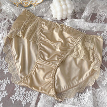 Skin-friendly Ice Silk Underwear Lace Edge Comfortable Satin Underwear Sheath Sexy Seamless Underwear Simple
