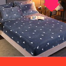 Flannel Bed Sheet One - piece Coral Fleece Plus Velvet Warm Non - slip Fixed Bed Cover - Bay Buy Shopping