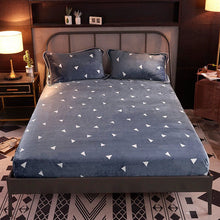 Flannel bedspread and hats bed cover thickened to keep warm - Bay Buy Shopping